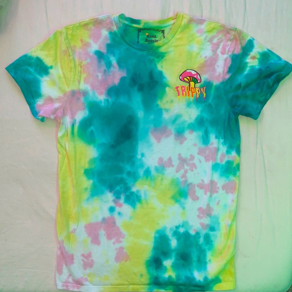 Royal Attitude Limited Edition Women’s M Trippy Tie-Dye Mushroom Tee